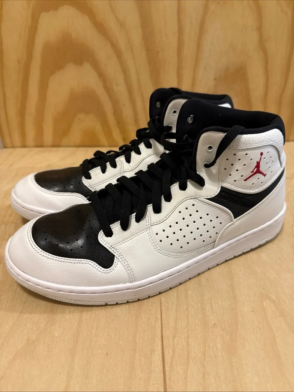 Men's Nike Air Jordan Access White Black Shoes size 12 - AR3762 101